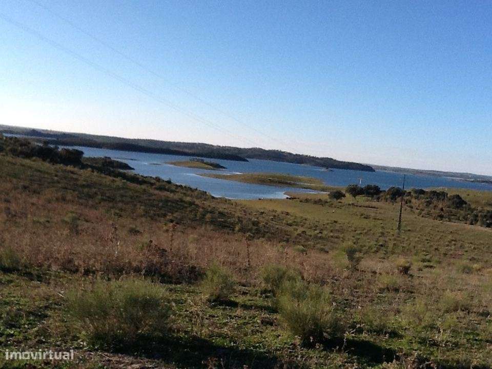 Herdade Mourão 80,44 ha banhada pelas águas do Alqueva-22