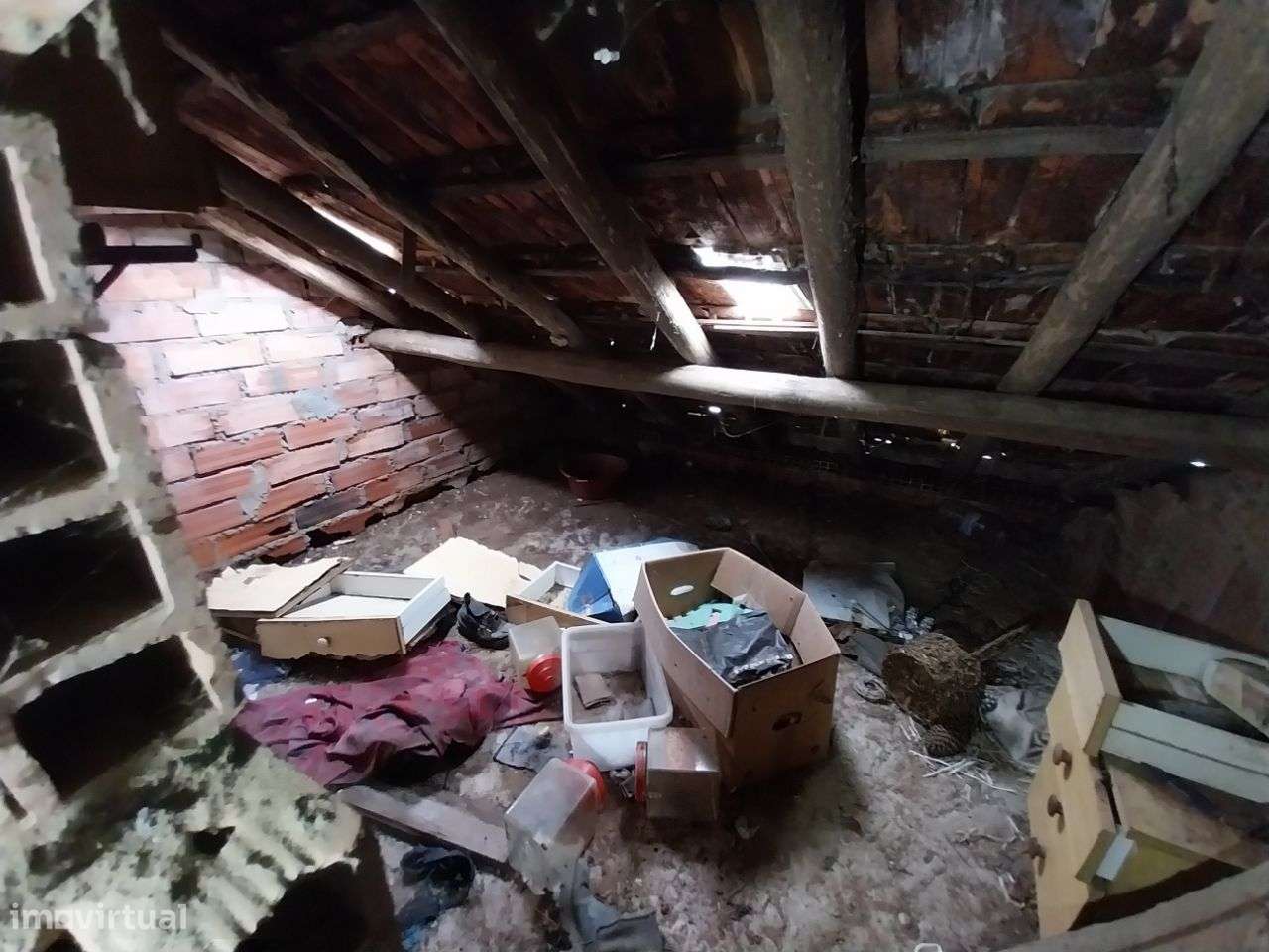 Moradia e terreno em Casal do Vale – Bombarral_1795CR-12