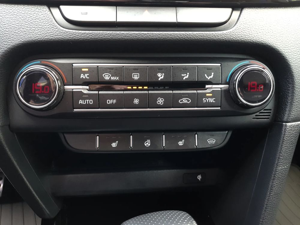 kia xceed