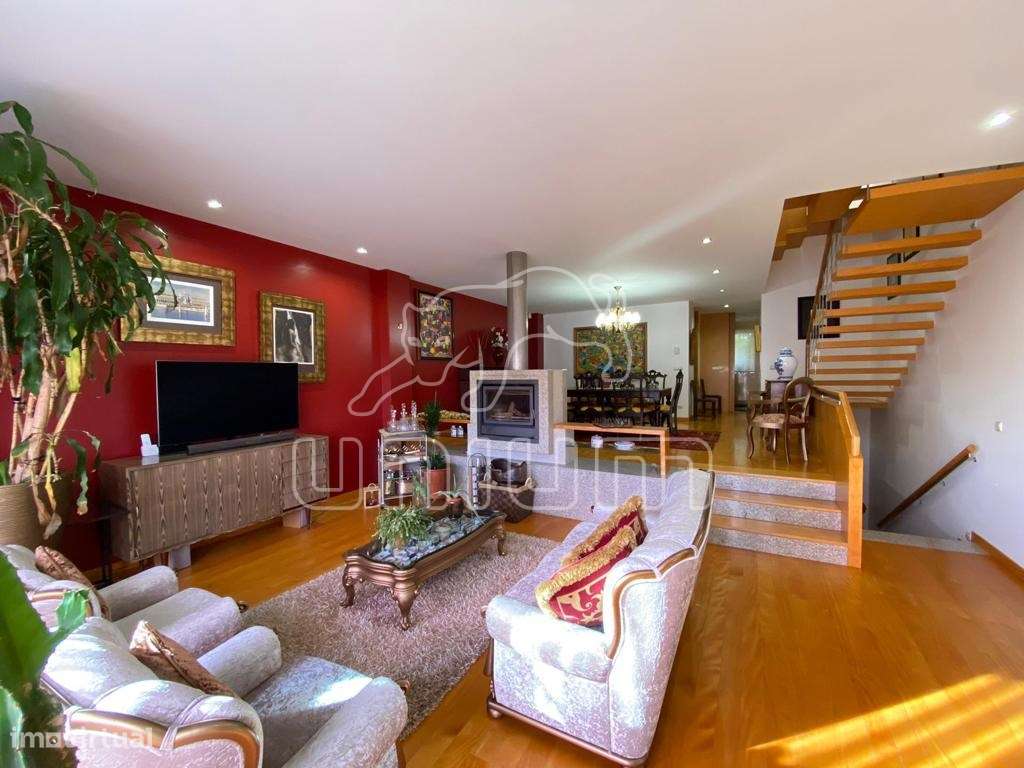 Moradia T5 encosta de Santa Luzia - Grande imagem: 2/19