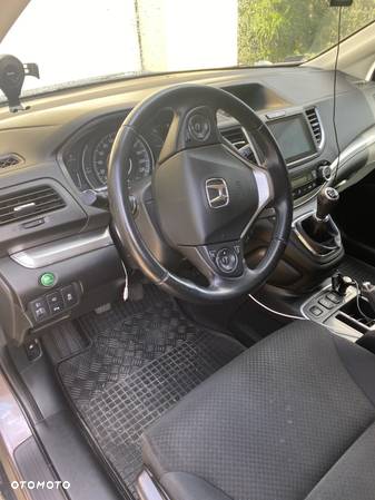Honda CR-V 2.0 Elegance Plus (Honda Connect+) / (2WD) - 18