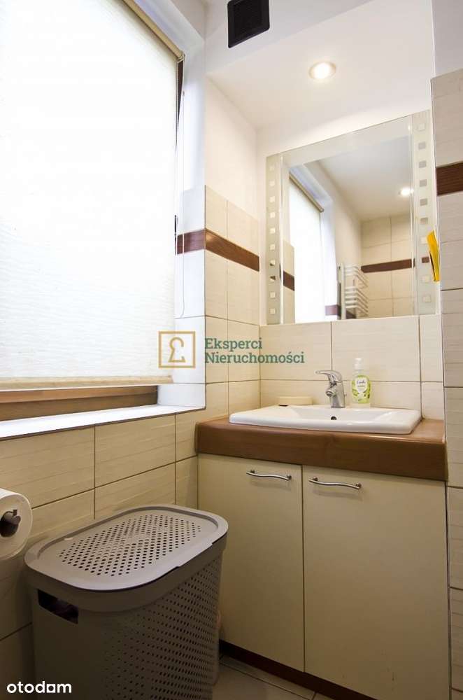 Duży dom z garażem w okolicach ul. Wywrockiego-11