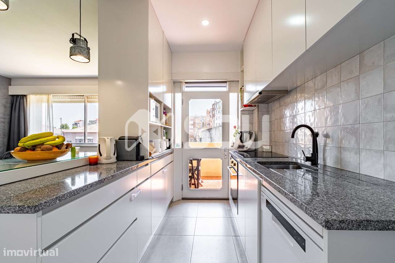 Apartamento T4 - São Mamede de Infesta-3