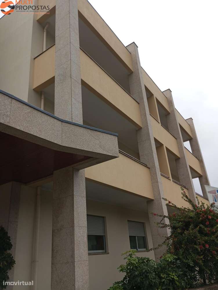 T1  - GUALTAR - Grande imagem: 2/19