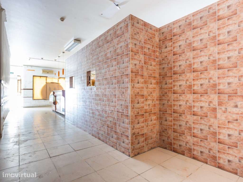 Loja com Projeto para Habitação T1 - Matos Cheirinhos, São Domingos...-17