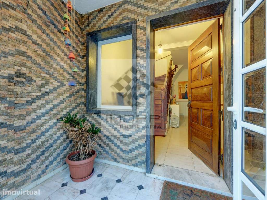 Moradia de Excelência na Amadora - Exclusividade, Conforto e Locali... - Grande imagem: 4/60