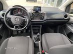 Volkswagen up! 1.0 MPI High - 9