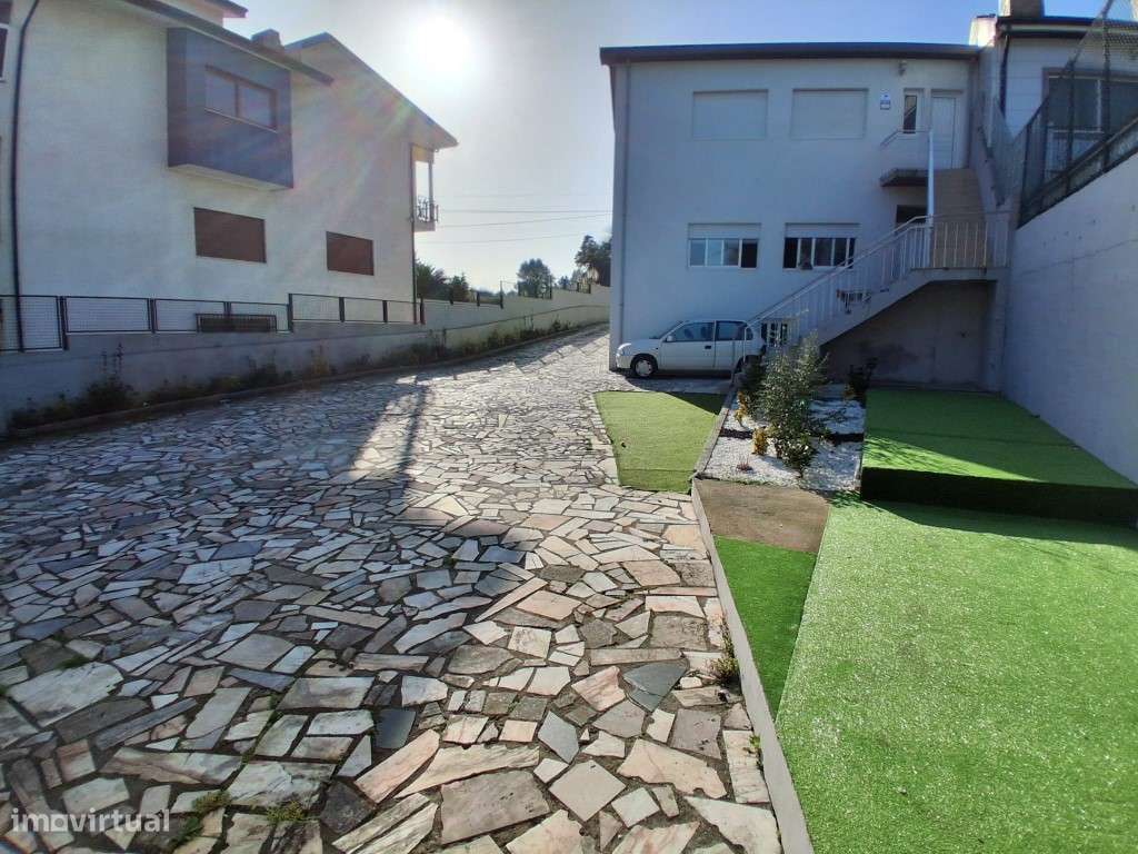 Andar Moradia T3 Renovado com Garagem - S. Cosme, Gondomar-5