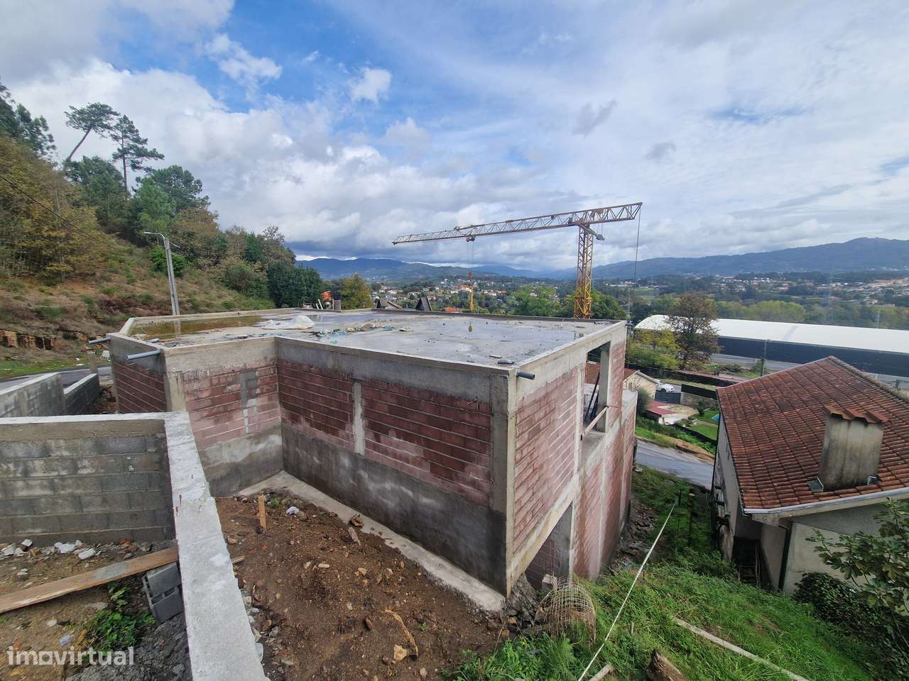 Moradia individual em estrutura ,Geme ,Vila Verde-14