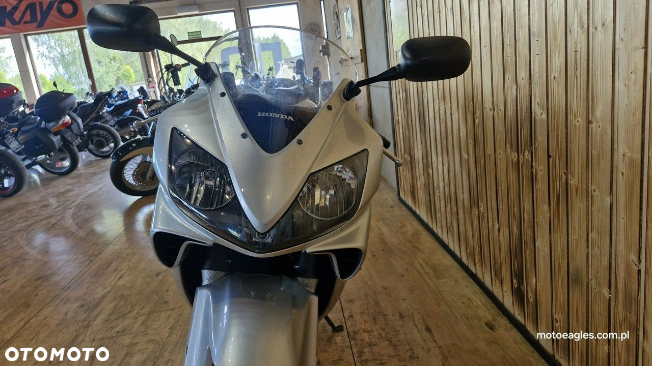 Honda CBR - 11