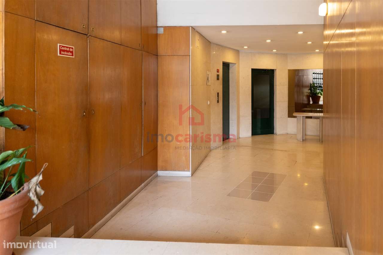 Apartamento T3 Duplex na Cedofeita, Porto-1