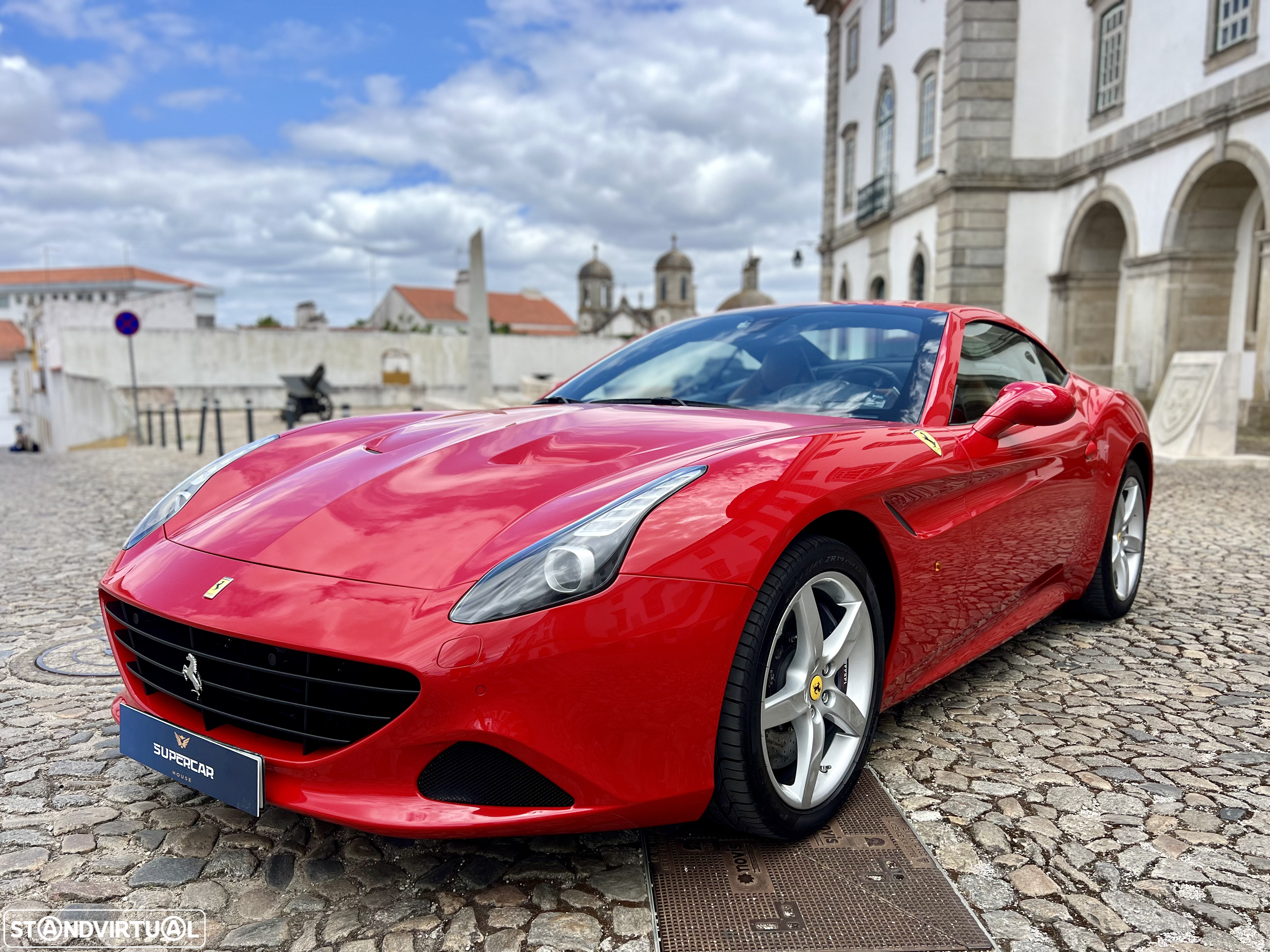 Ferrari California T - 13