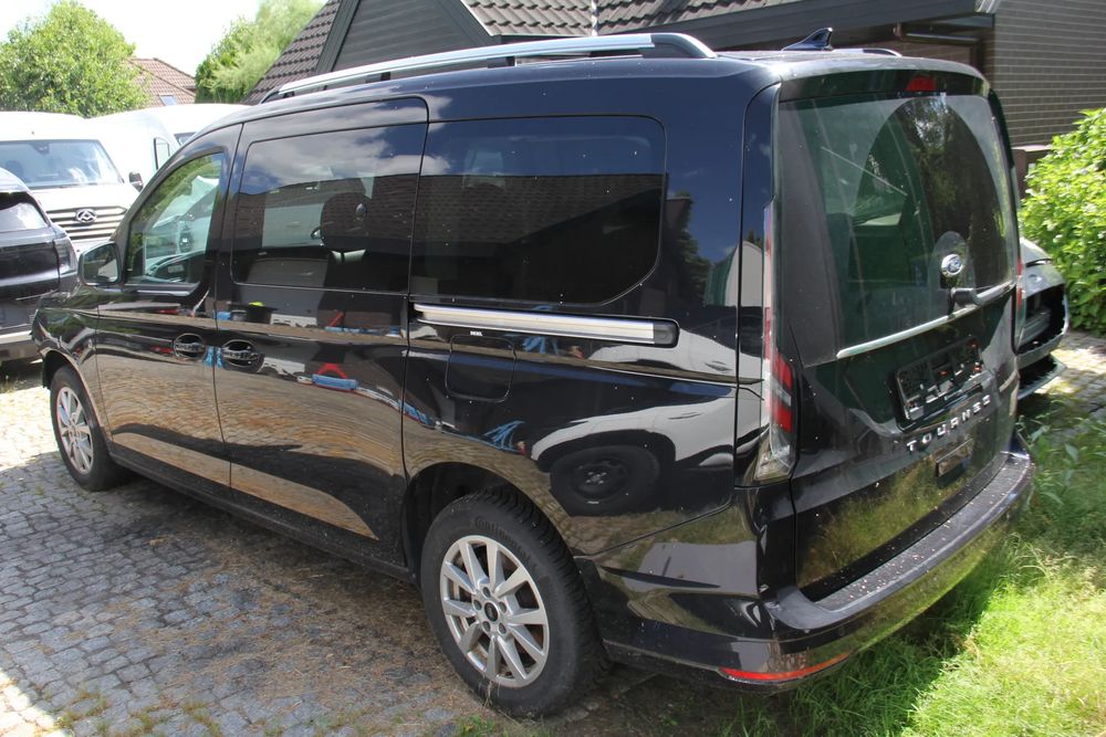 Ford Tourneo Connect Grand 2024