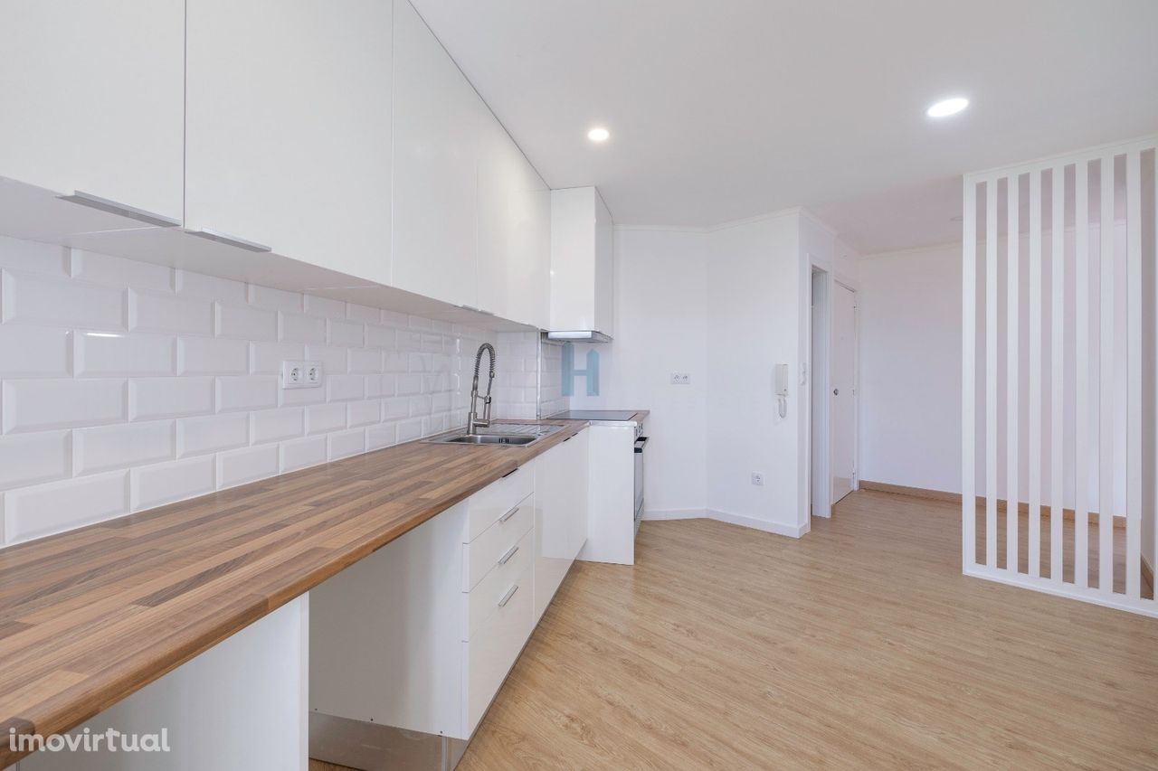 Apartamento T2 remodelado em Portimão