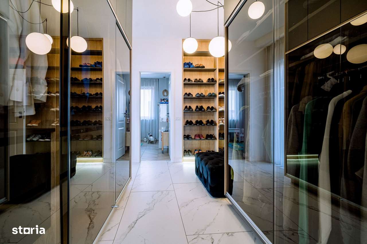 Penthouse 4 camere, ultracentral, Oradea. 800 000 E + TVA. Comision 0-3