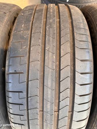 Vând 4 anvelope 255/40/20 Pirelli de vară ca noi - 4