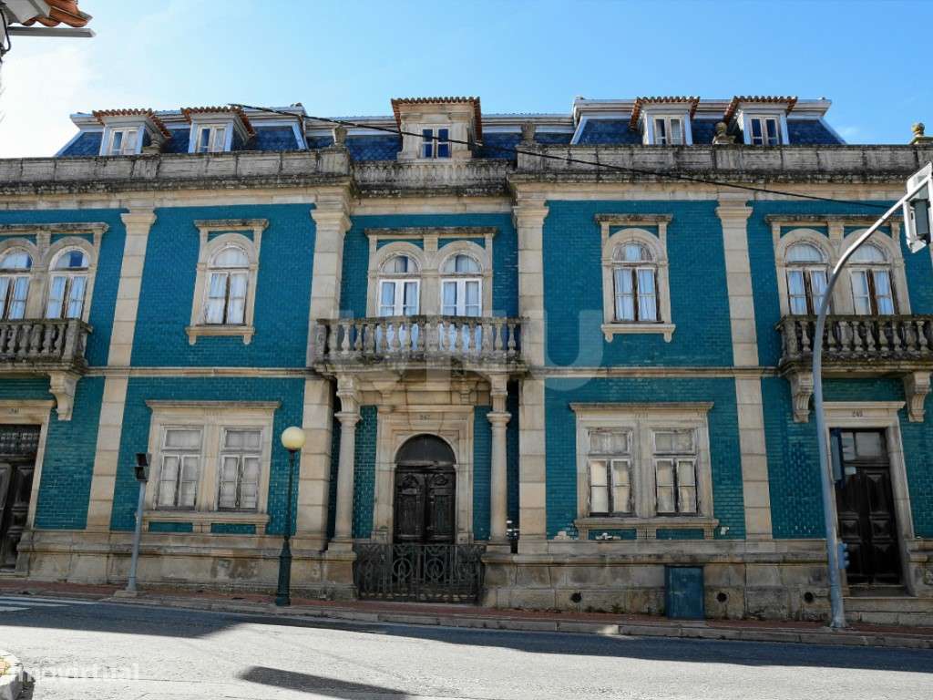 Palacete com 29 assoalhadas. - Grande imagem: 2/38