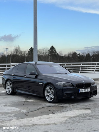 BMW Seria 5 525d xDrive - 2