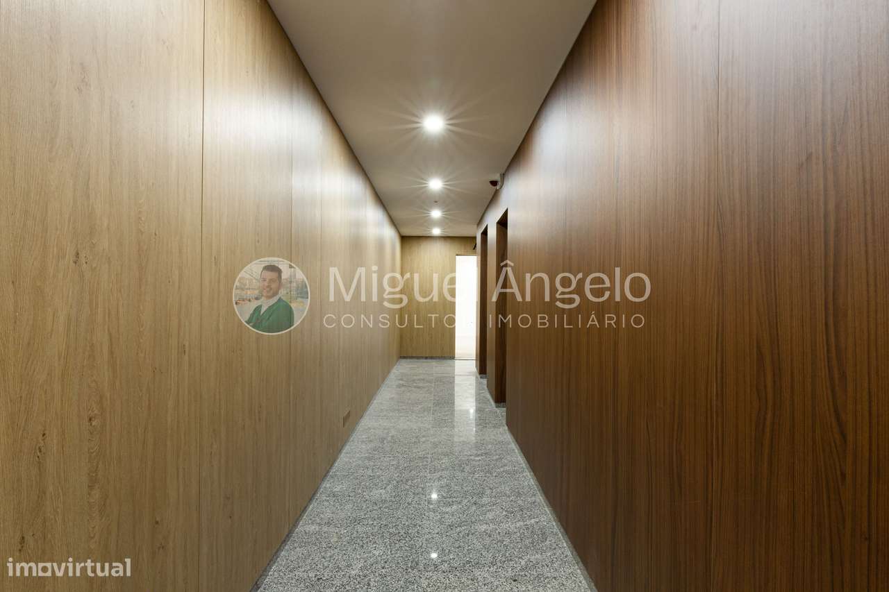 T3 Penthouse com terraços e três frentes no coração de Espinho - Grande imagem: 5/52