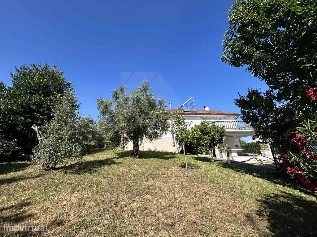 Moradia T3 Resende- Paredes de Coura - Grande imagem: 4/32