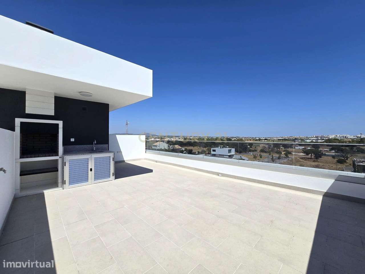 Apartamento T3 Novo com Terraço Privativo – Urbanização do Pinhal, Gam - Grande imagem: 3/25