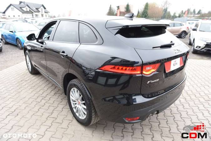 Jaguar F-Pace 20d AWD R-Sport - 9