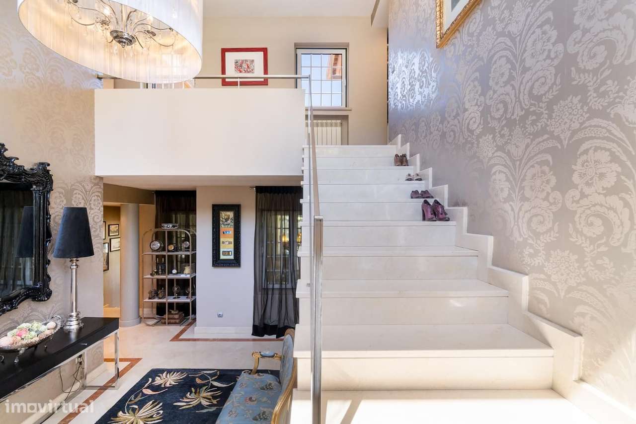 Moradia Isolada T5 com piscina, Quinta da Beloura, Sintra - Grande imagem: 4/56