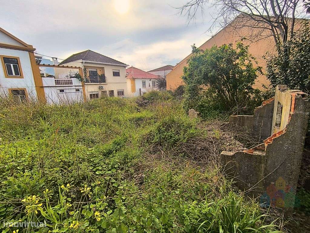 Moradia para reconstrução junto zona ribeirinha na Barquinha-9