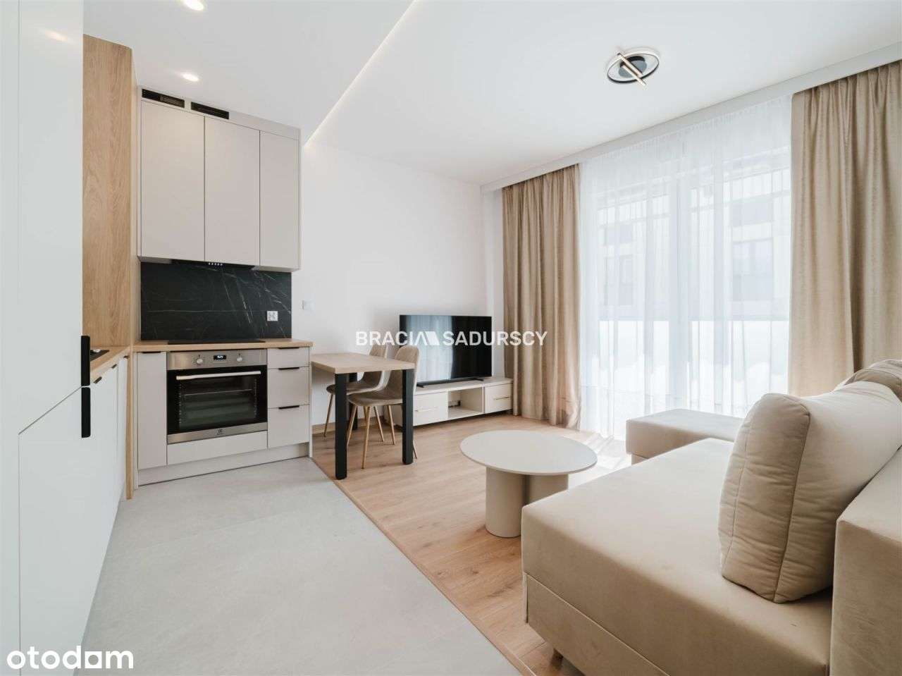 2 Pok Ok 35,4 M2 Blisko Centrum Z Dużym Balkonem-11