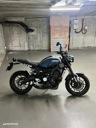 Yamaha XSR 900 - 7