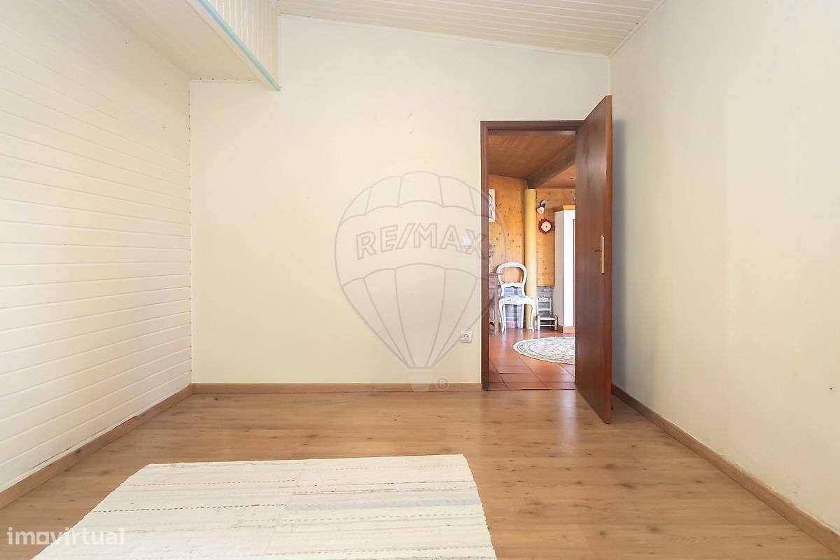 Moradia Geminada T3+2 – Quinta do Conde para venda-45