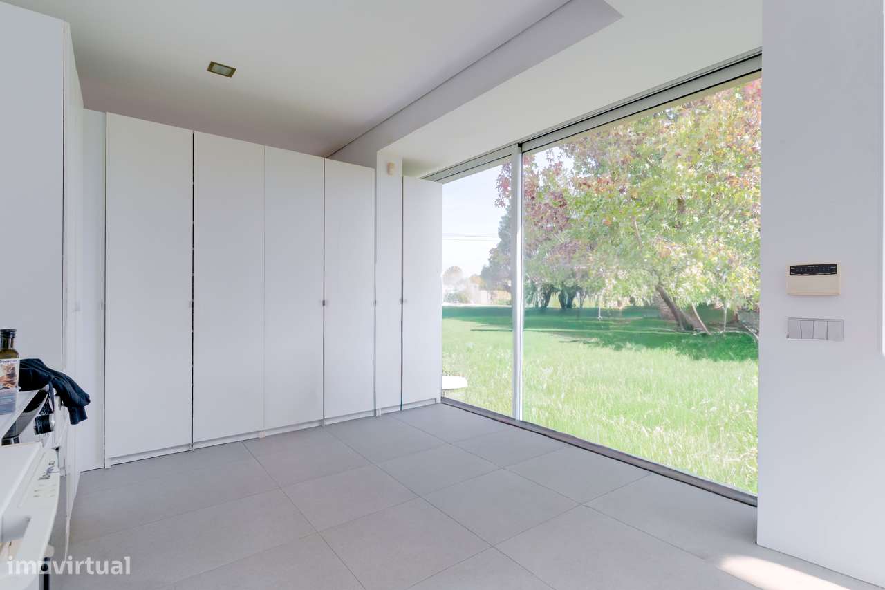 Elegância e Privacidade na Moradia dos Seus Sonhos-20