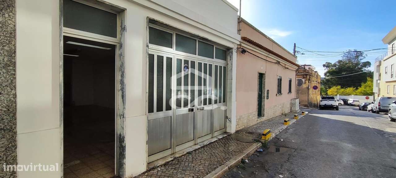 Garagem com 68m2 em Baixa da Banheira, Moita - Grande imagem: 3/13