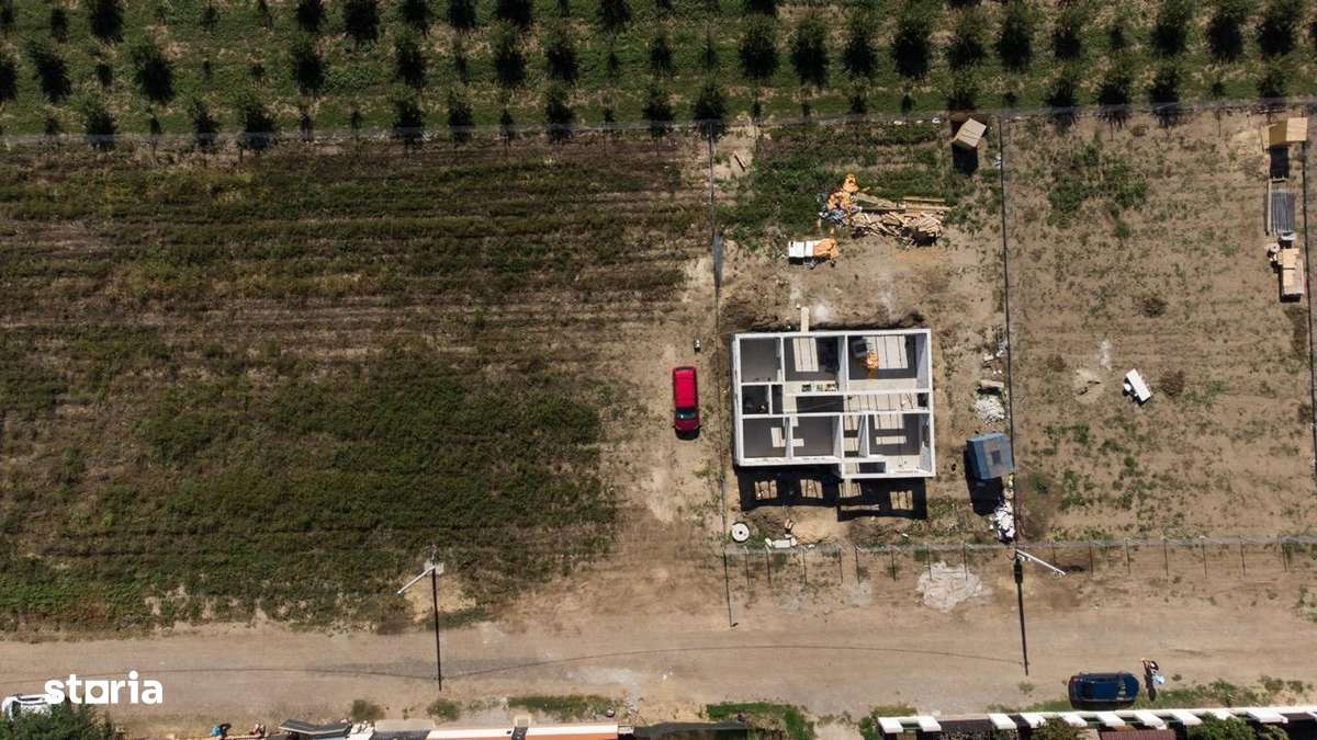 Vand Loturi teren (600 mp) intravilan- începând de la 19000€.-2