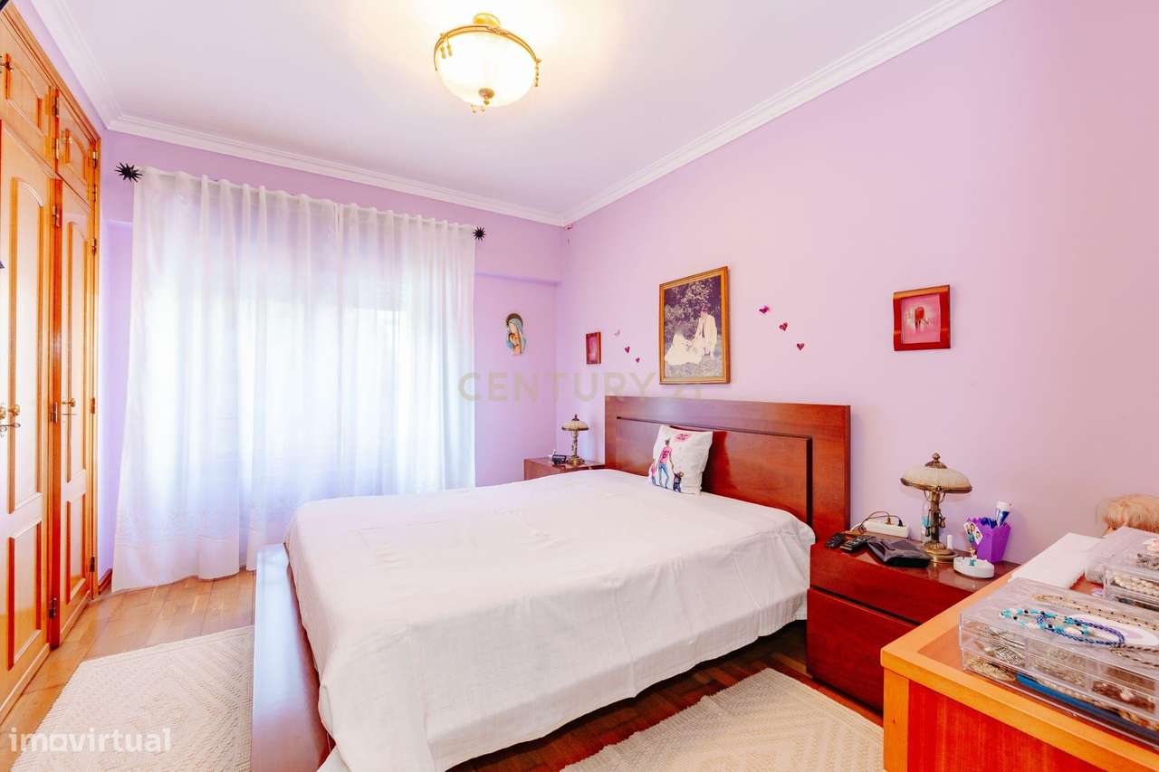 Apartamento T3 em Lisboa, Sintra - Tapada das Mercês - Grande imagem: 5/36