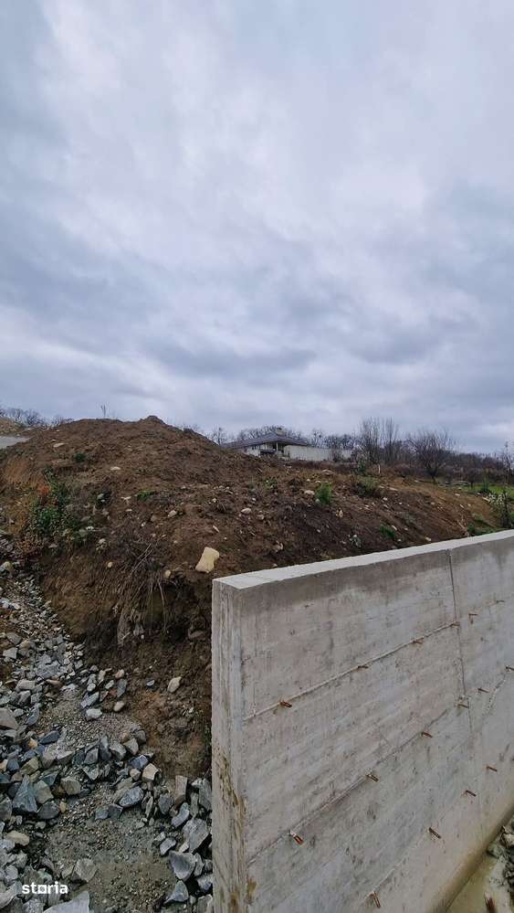 Teren de vanzare zona Valea Ghinzii-1