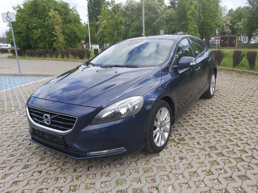 Volvo V40 II D2 You 2012