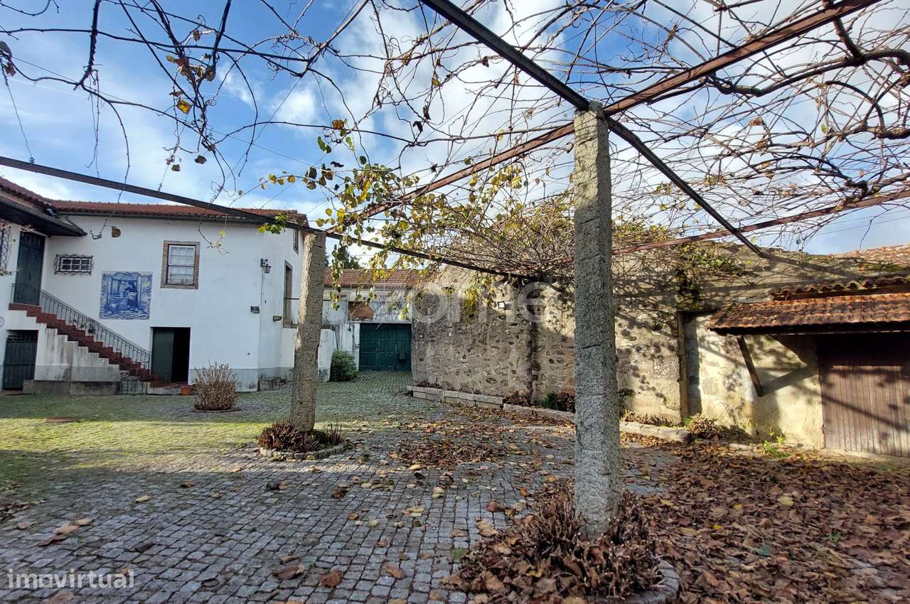 Quinta T4 com Terreno de 1.800 m² em Nogueira do Cravo-8