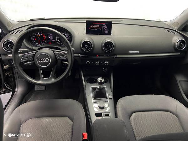 Audi A3 Sportback 30 TFSI - 11