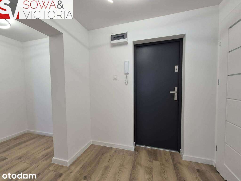 Trzypokojowe mieszkanie z dużym balkonem.-5