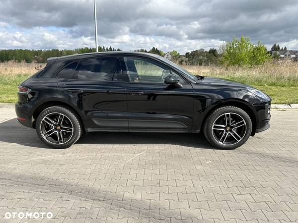 Porsche Macan Standard - 1