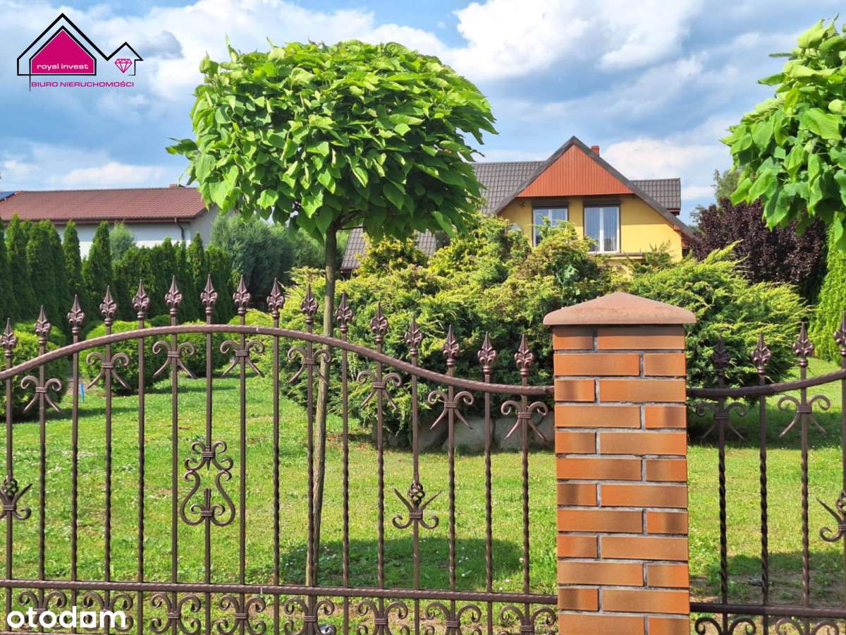 Przestronny dom na dużej działce-13