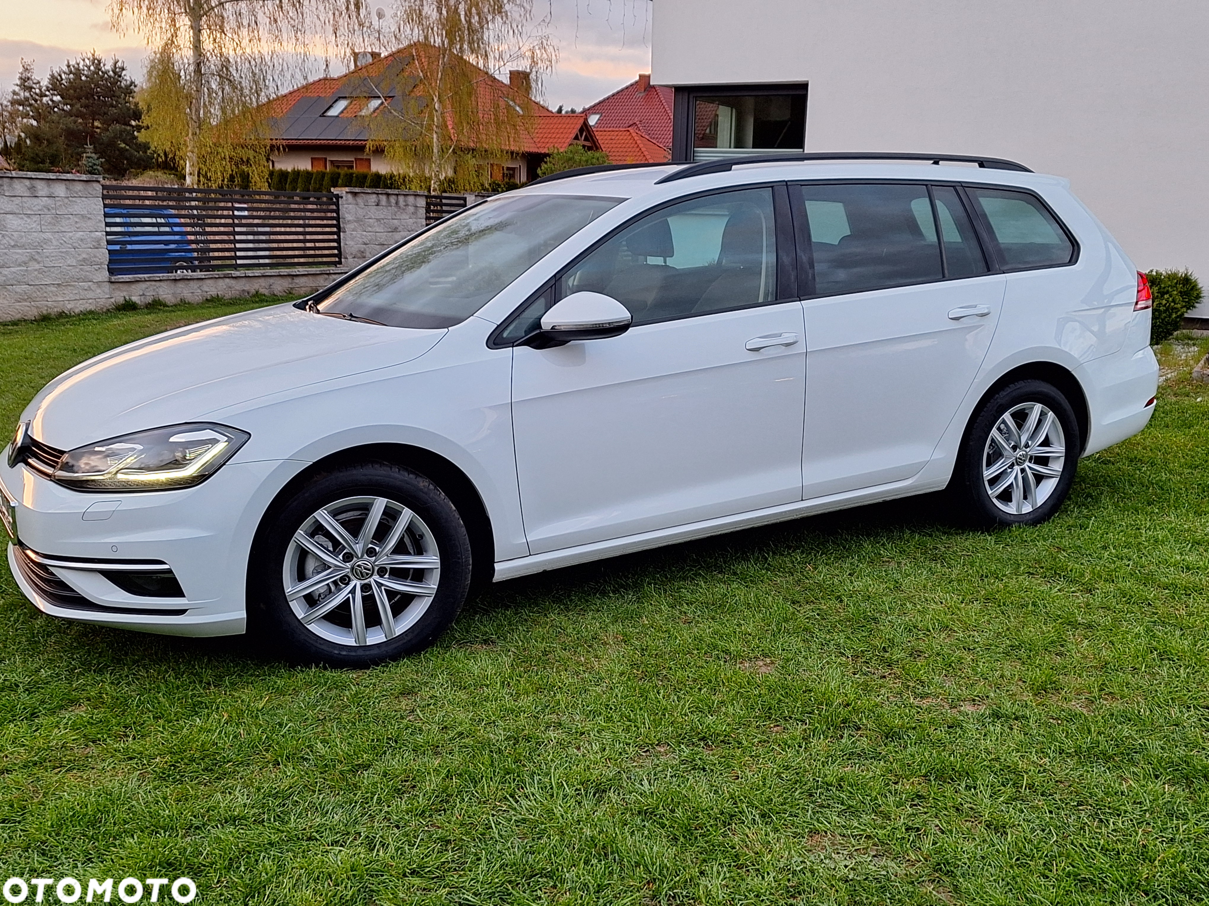 Volkswagen Golf VII 1.6 TDI BMT United - 18