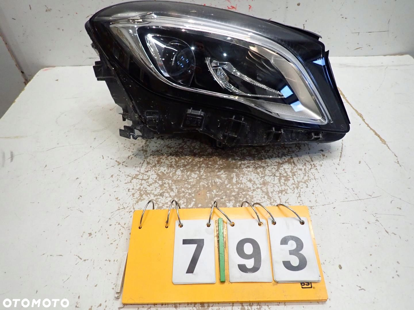 Lampa przód przednia prawa MERCEDES GLA W156 2013- FULL LED - 2