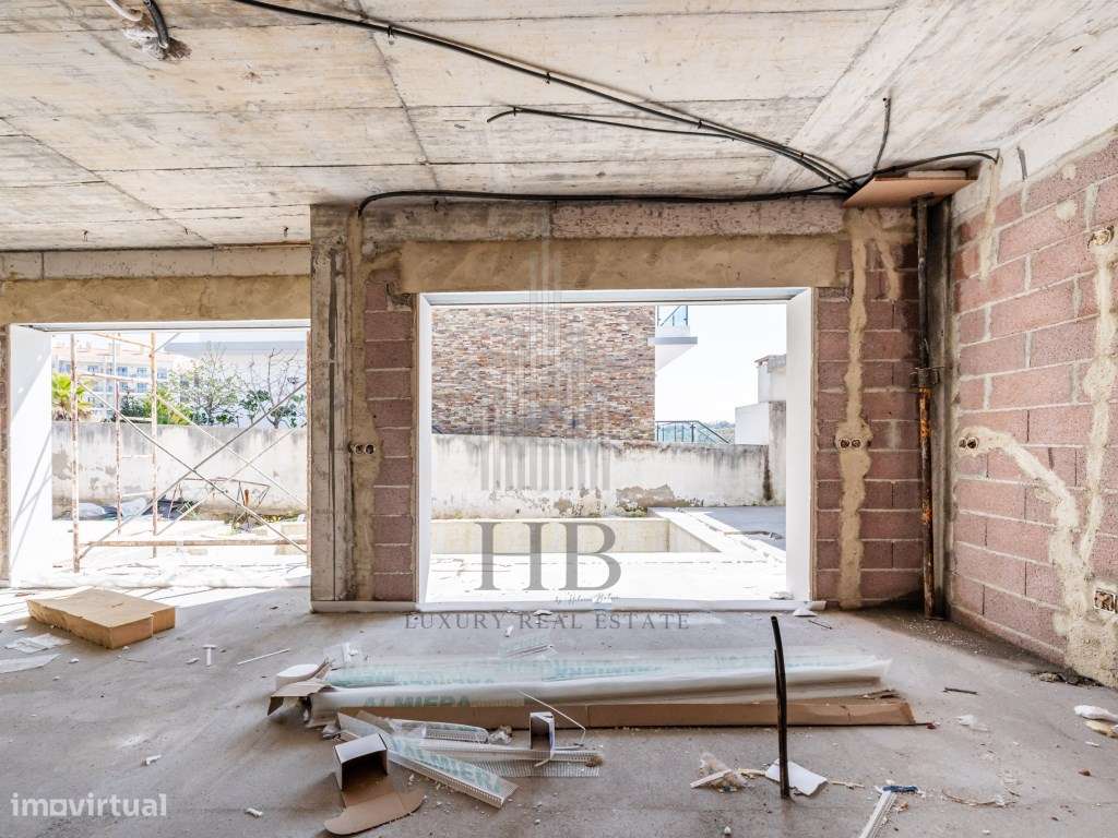 Moradia T4 de Luxo com Piscina Privativa e Jardim | Mafra-56