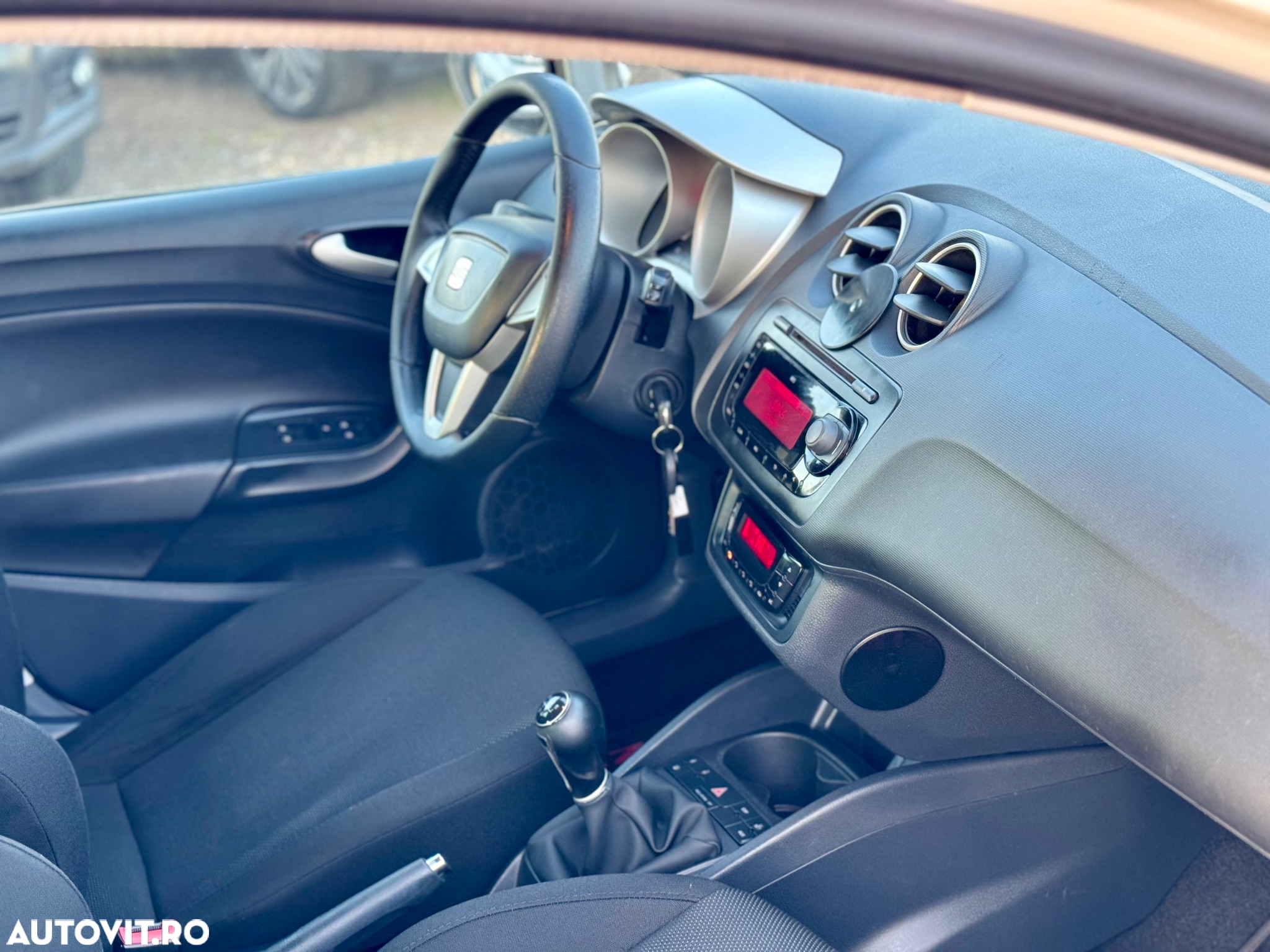 Seat Ibiza 1.4 16V i-Tech - 8