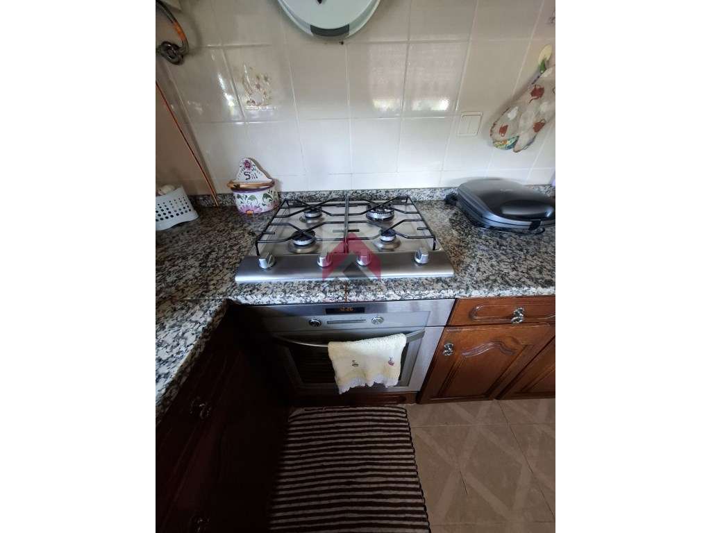 Moradia T3 Isolada na Costa do Valado-14