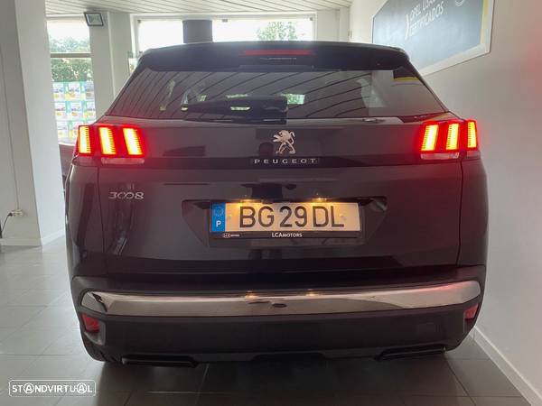 Peugeot 3008 1.2 PureTech Allure - 8