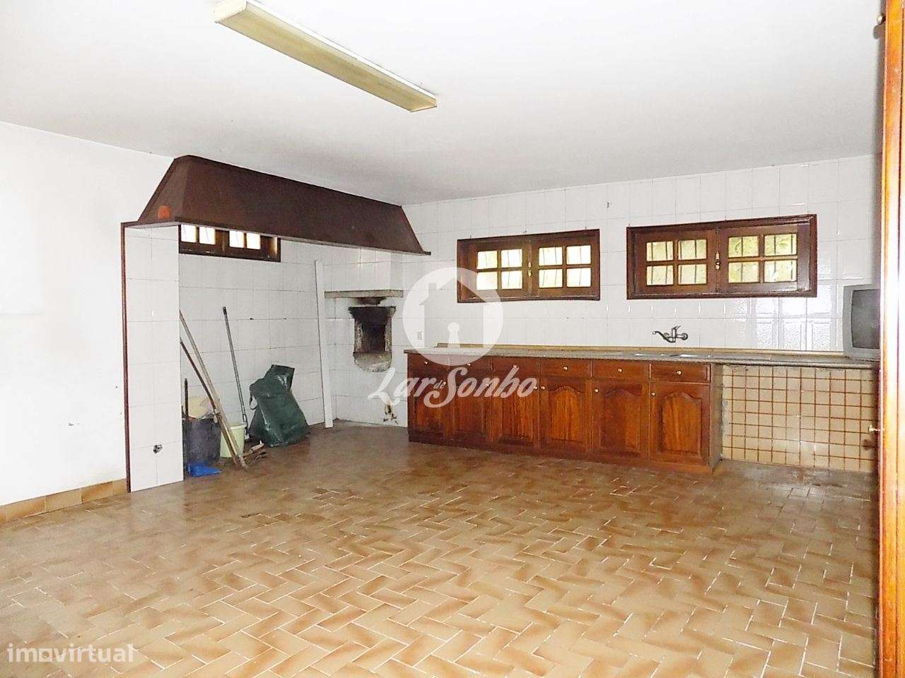 Quintinha M3+2 inserida num terreno com 3060m2, em Roriz, Santo Tirso - Grande imagem: 4/20