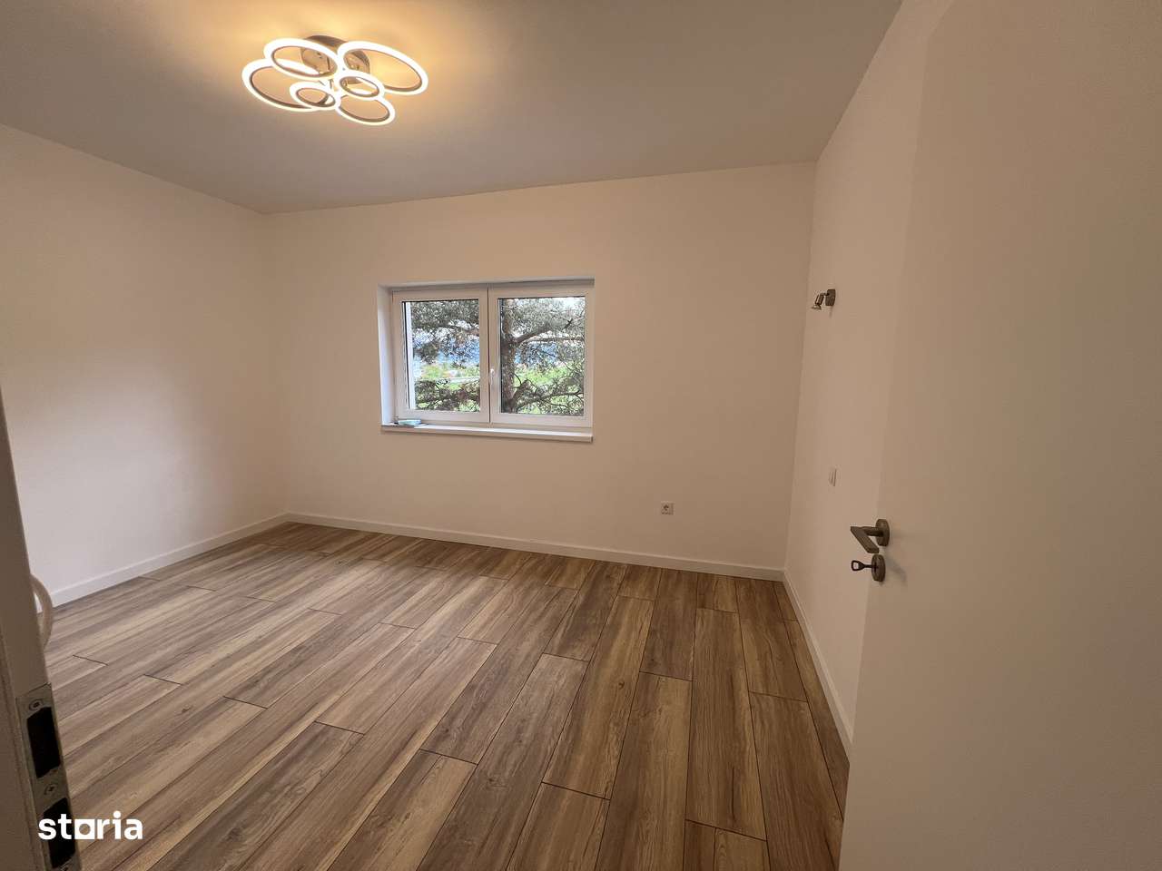 Penthouse 3 camere, 2 bai, bucatarie mobilata - 2 TERASE-4